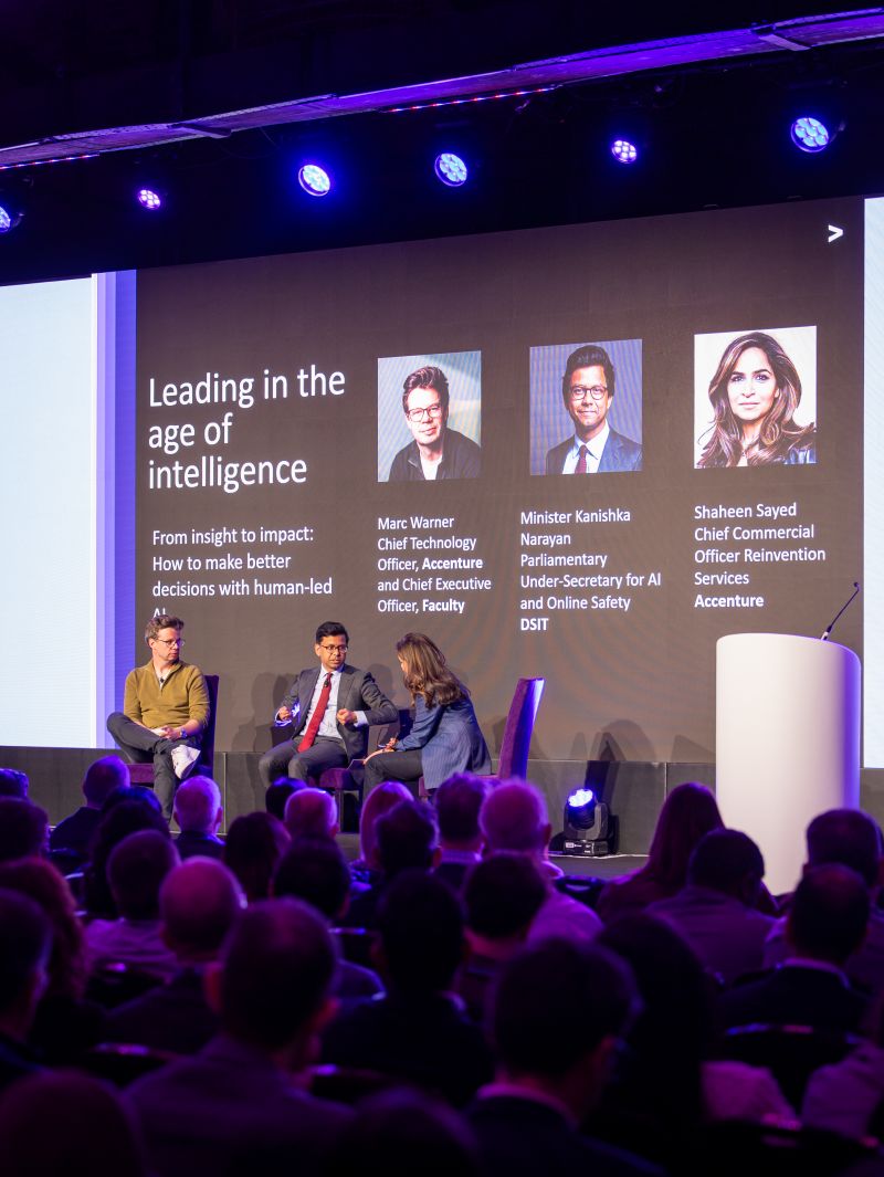 Kanishka Narayan MP joining an AI for Growth event on stage
